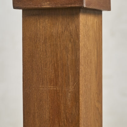 Lampe de table moderniste