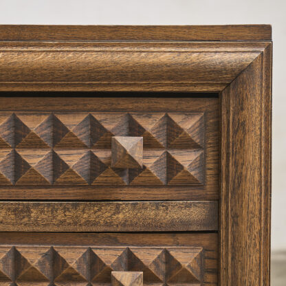 commode pointes de diamants