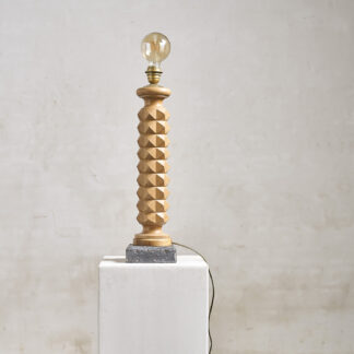 lampe brutaliste