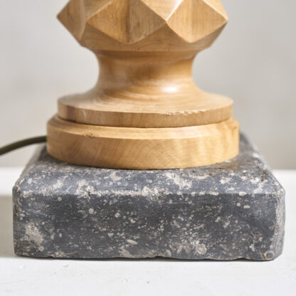 lampe brutaliste