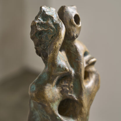 bronze a la silhouette