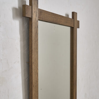 Miroir brutaliste