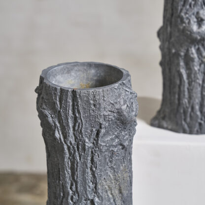 Serie de vases en aluminium