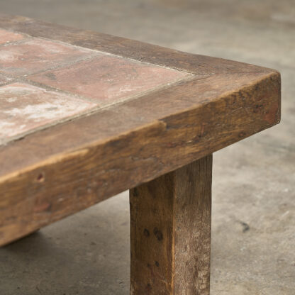 table basse tommettes