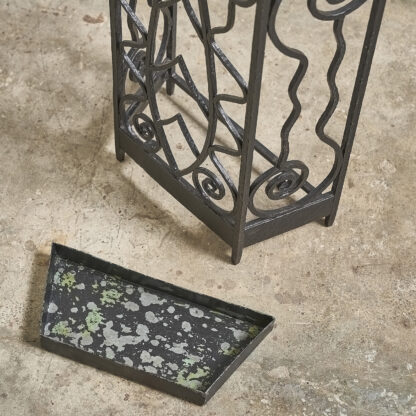 porte parapluie en fer battu