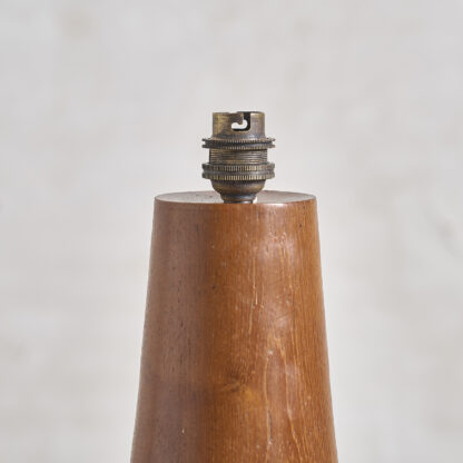 lampe en bois tourné