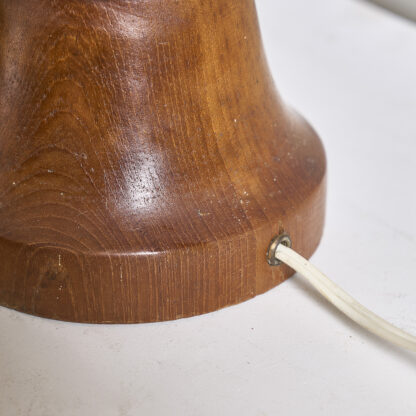 lampe en bois tourné