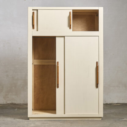 Grande armoire de chambre