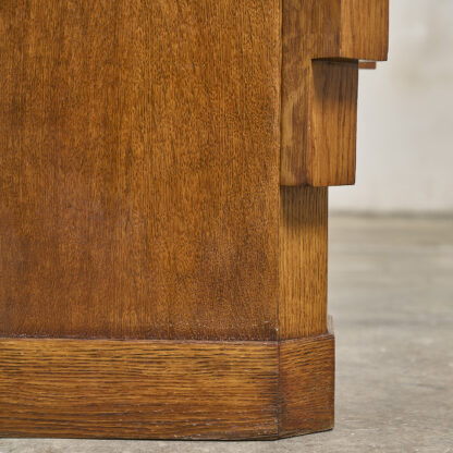 colonne art deco en chene