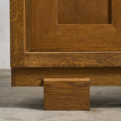 Buffet haut moderniste