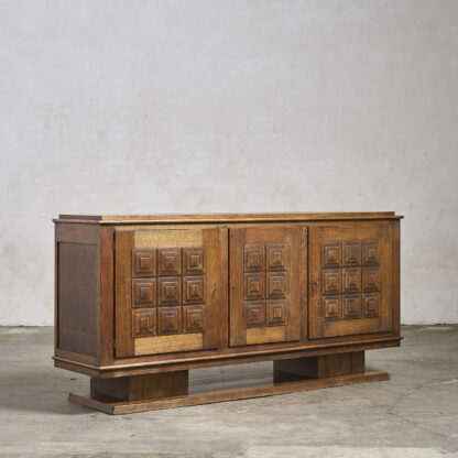 Enfilade en chêne moderniste
