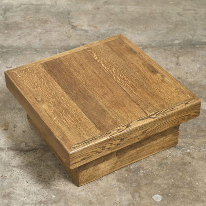 Table basse carrée en chêne