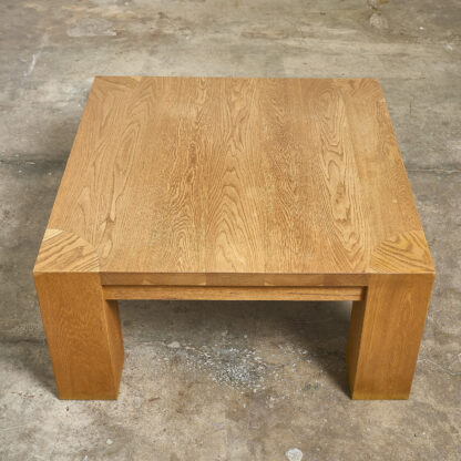 Table basse moderne en chêne
