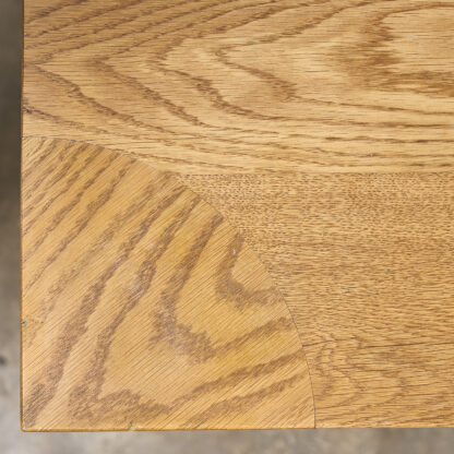 Table basse moderne en chêne