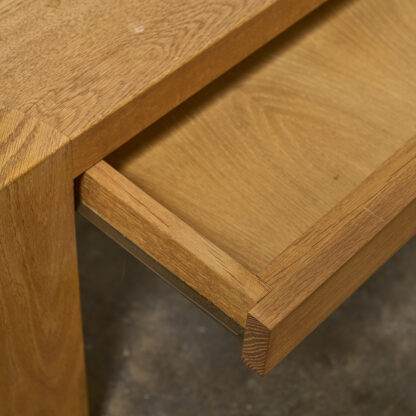 Table basse moderne en chêne