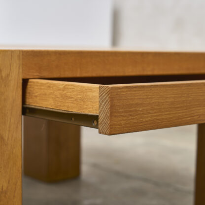 Table basse moderne en chêne