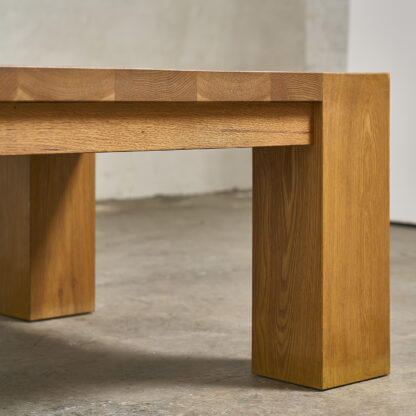 Table basse moderne en chêne