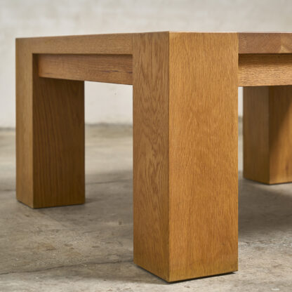 Table basse moderne en chêne