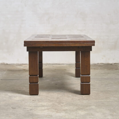 Imposante table en chêne massif