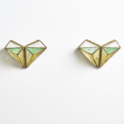 Paire d'appliques en verre taillé