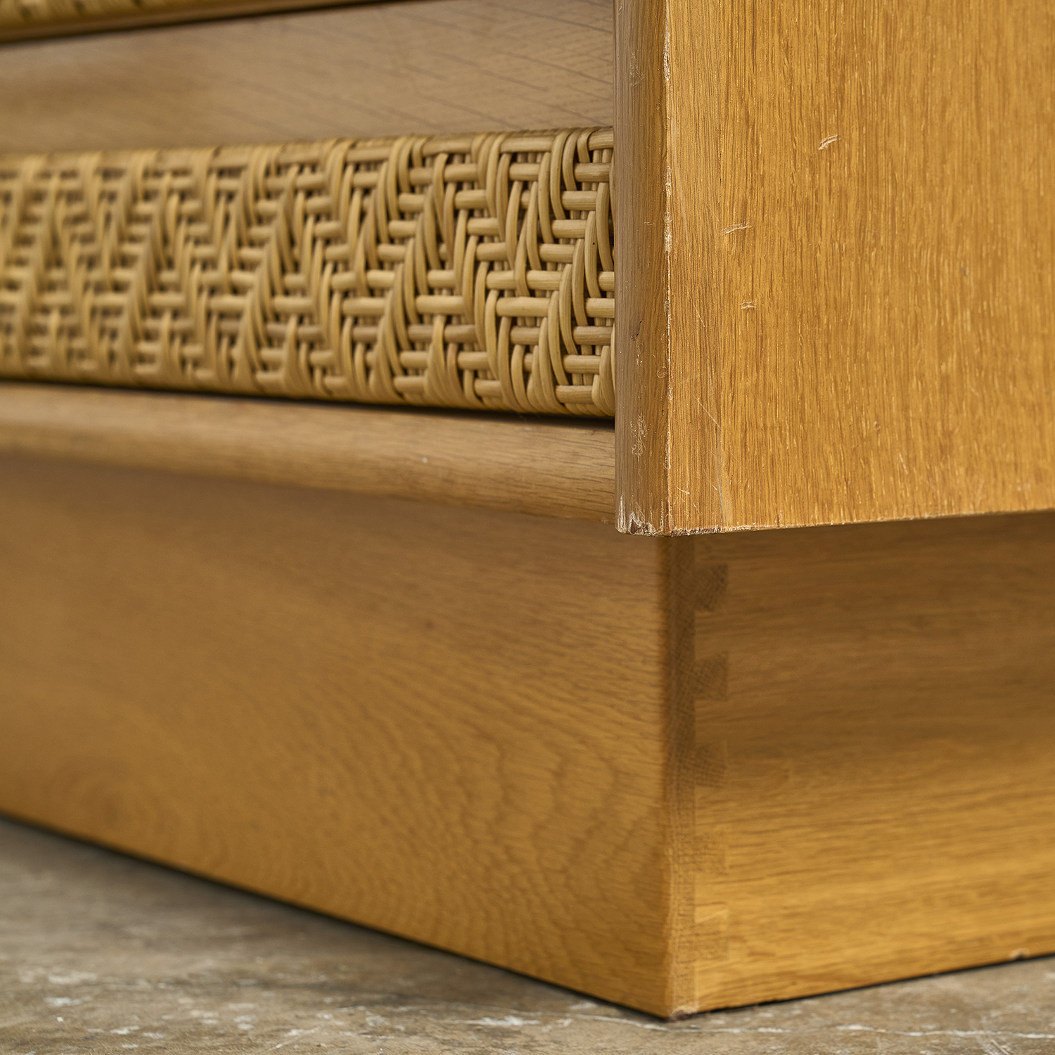 Coiffeuse et commode chêne et rotin