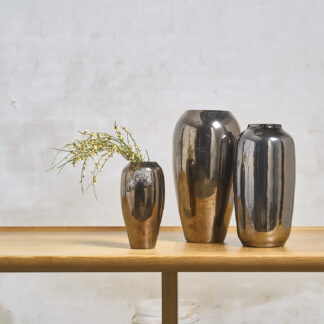 Trio de vases cuivrés