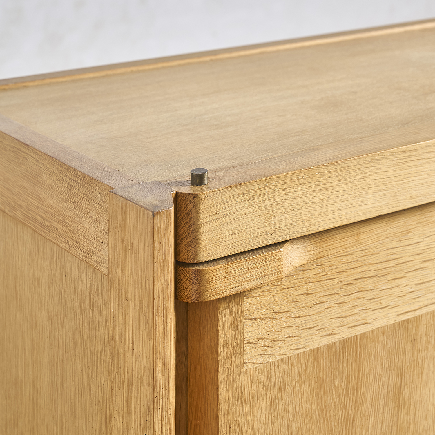 Armoire / secrétaire guillerme et chambron