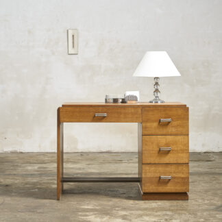 Bureau moderniste en chene