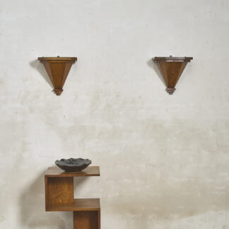 Paire de consoles murales