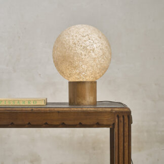 Grande lampe en plexi aggloméré
