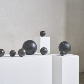 Série de boules en marbre