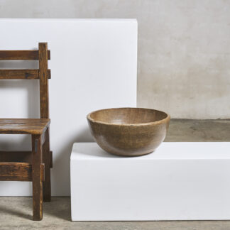 Grand bol en bois massif