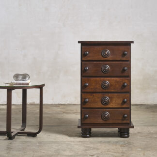 Chiffonnier en chêne foncé