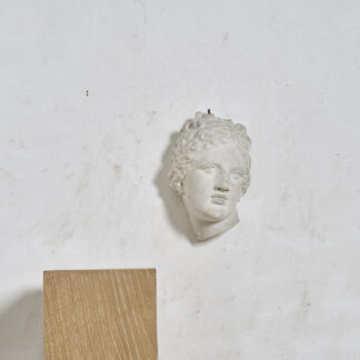 Visage feminin a l'antique