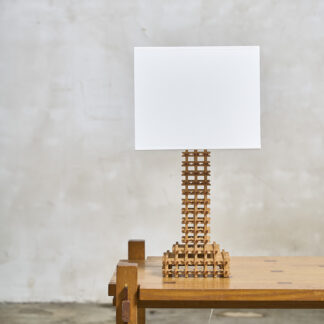 Lampe architecturale en bois